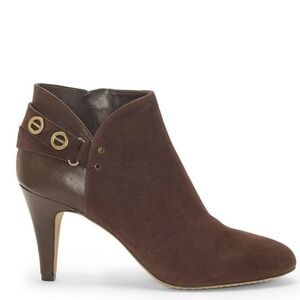 Vince Camuto venten Brown Ankle Booties